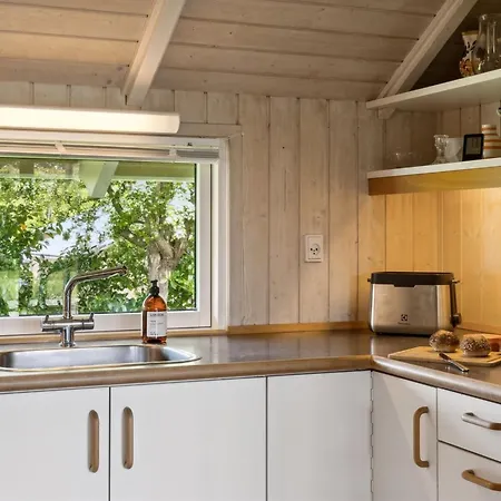 Esther - 500m From The Sea By Interhome Dom wakacyjny Egernsund